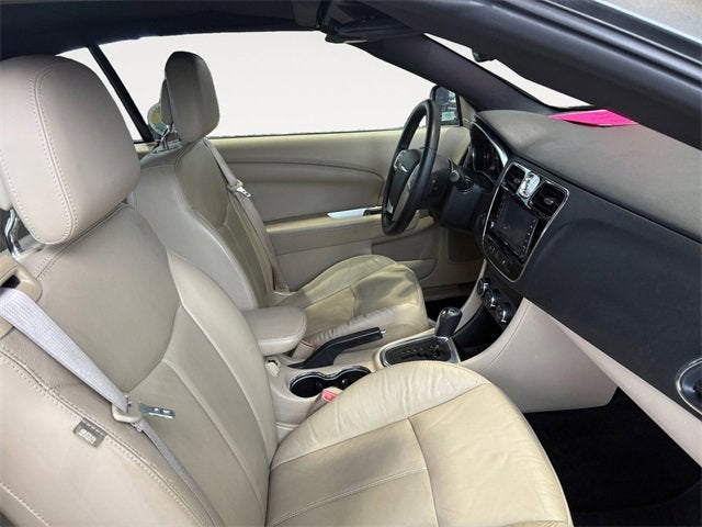 2011 Chrysler 200 Limited