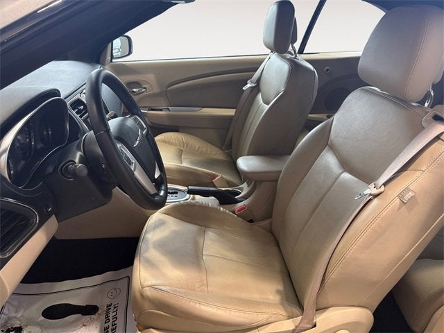 2011 Chrysler 200 Limited