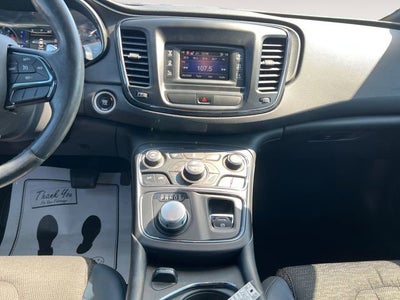 2016 Chrysler 200 S