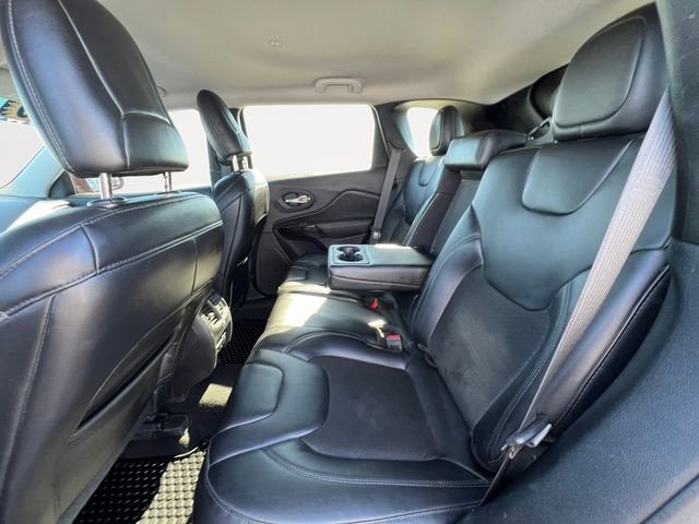 2020 Jeep Cherokee Altitude