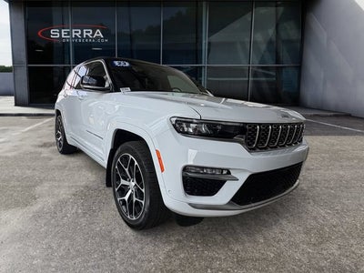 2023 Jeep Grand Cherokee Summit