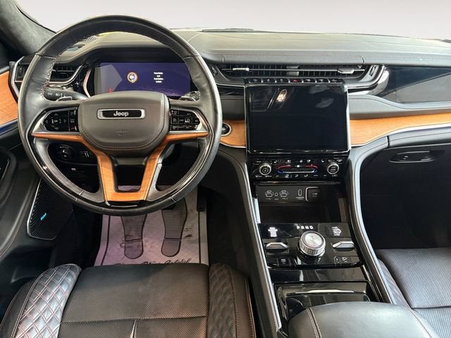 2023 Jeep Grand Cherokee Summit