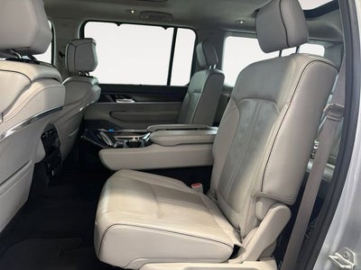 2023 Jeep Grand Wagoneer Series II