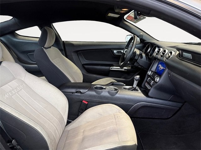 2021 Ford Mustang EcoBoost