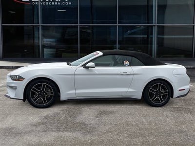 2021 Ford Mustang EcoBoost