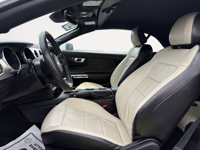 2021 Ford Mustang EcoBoost