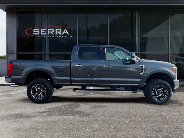2017 Ford Super Duty F-250 SRW Lariat