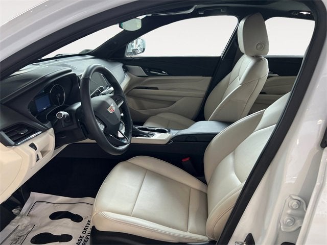 2024 Cadillac CT4 Luxury