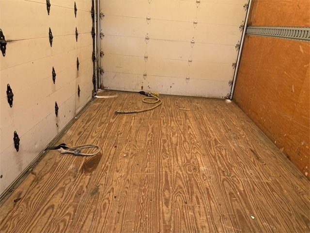 2017 Chevrolet Express Cutaway 4500 Base