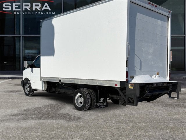 2017 Chevrolet Express Cutaway 4500 Base