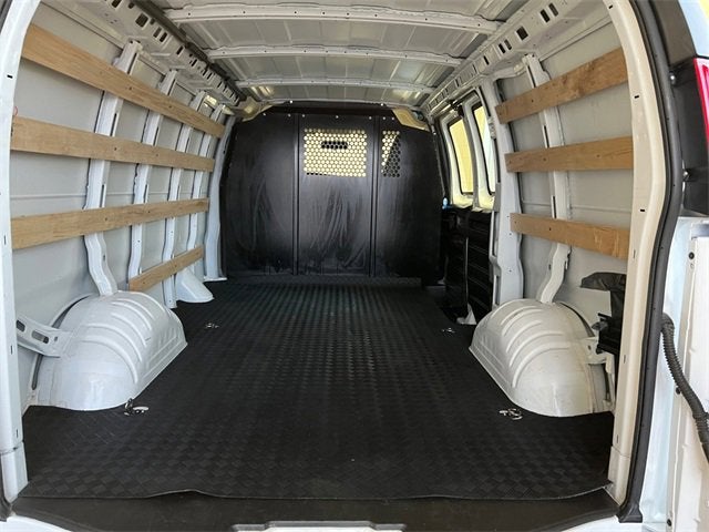 2024 Chevrolet Express Cargo 2500 WT