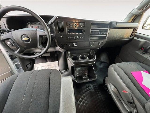 2024 Chevrolet Express Cargo 2500 WT