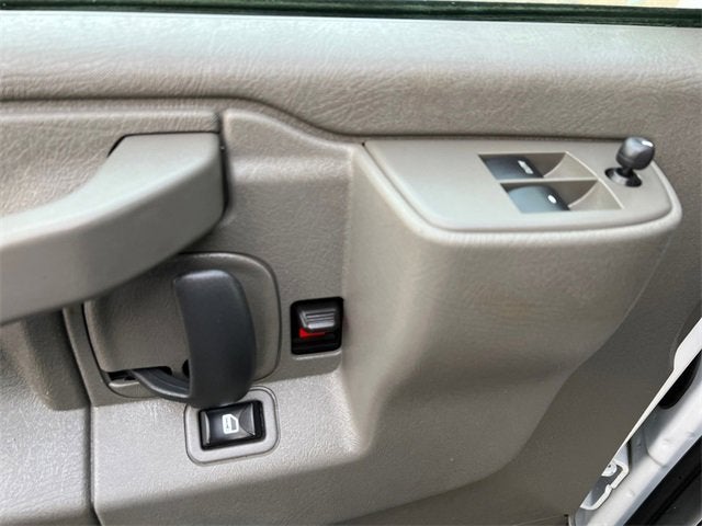 2024 Chevrolet Express Cargo 2500 WT