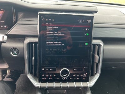 2024 GMC Acadia Elevation