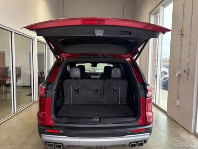2024 GMC Acadia Elevation