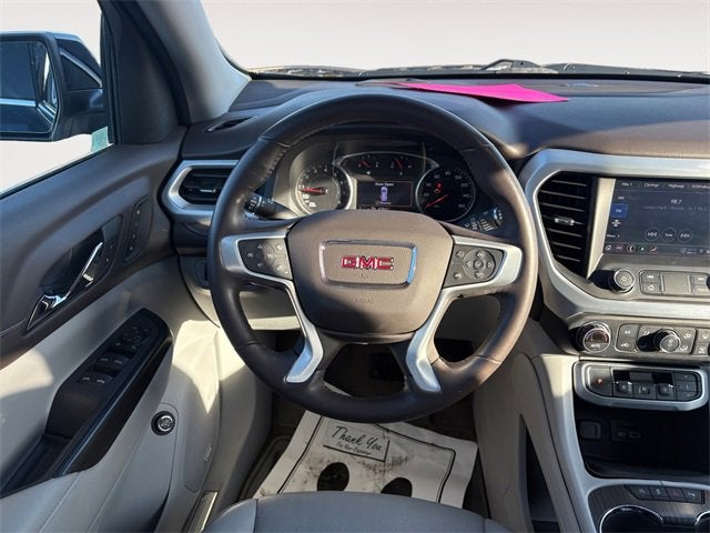 2022 GMC Acadia SLT