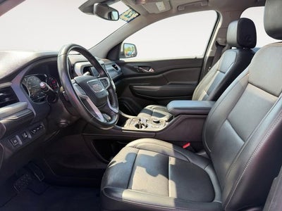2022 GMC Acadia SLT