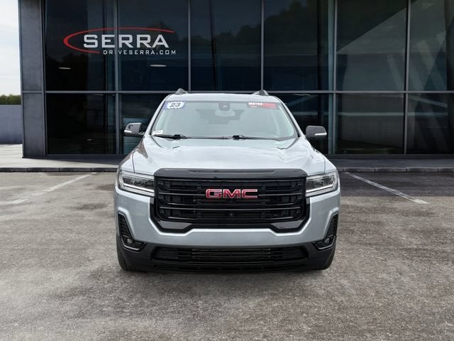 2023 GMC Acadia SLT