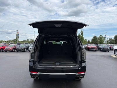 2025 Chevrolet Suburban High Country