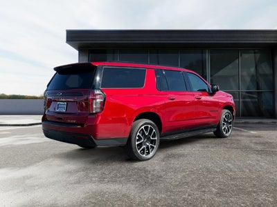 2023 Chevrolet Suburban RST