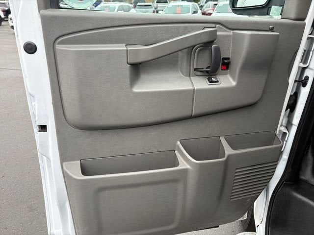 2021 GMC Savana Cargo 2500 Base