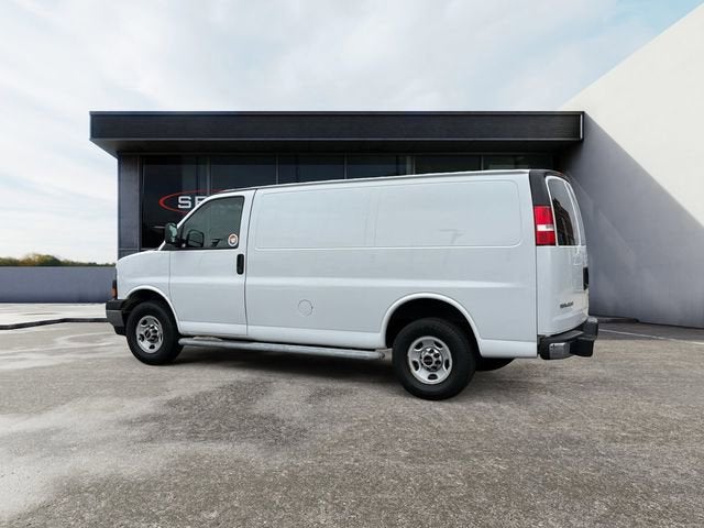 2021 GMC Savana Cargo 2500 Base