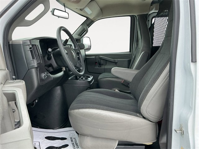 2023 GMC Savana Cargo 2500 Work Van