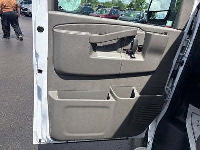 2025 GMC Savana Cargo Work Van