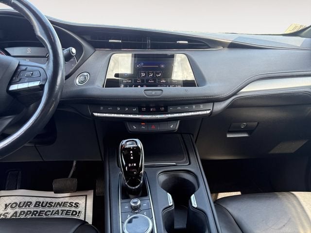 2021 Cadillac XT4 FWD Premium Luxury