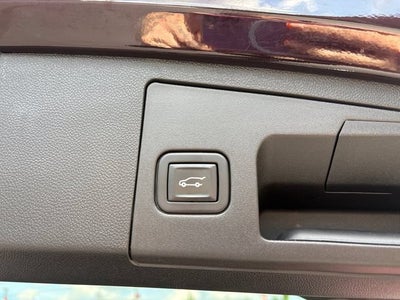 2021 Cadillac XT4 FWD Premium Luxury