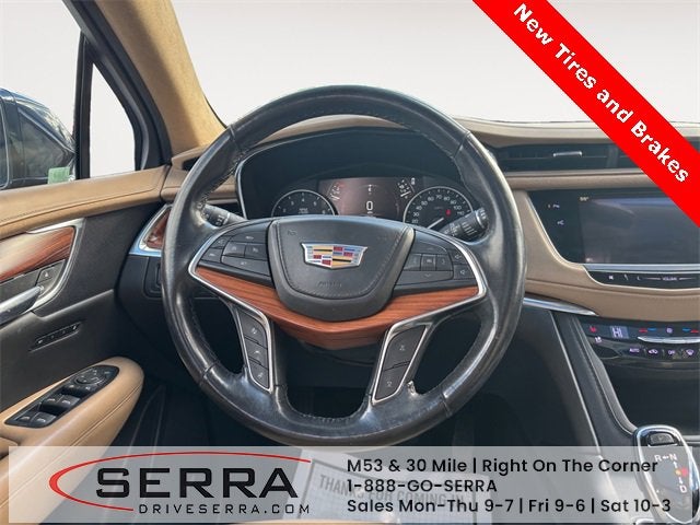 2019 Cadillac XT5 Platinum AWD