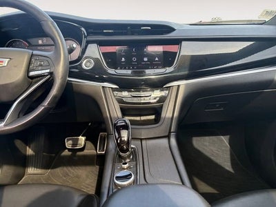 2022 Cadillac XT6 Sport