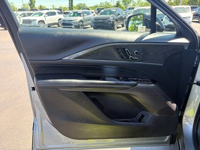 2024 Cadillac LYRIQ Luxury 1