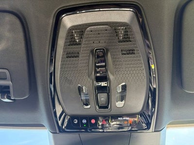 2024 Cadillac LYRIQ Luxury 1
