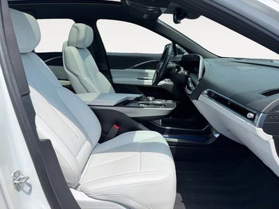 2024 Cadillac LYRIQ Luxury 1