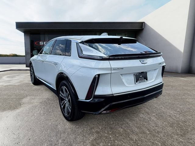 2024 Cadillac LYRIQ Luxury 1