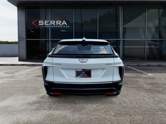 2024 Cadillac LYRIQ Luxury 1