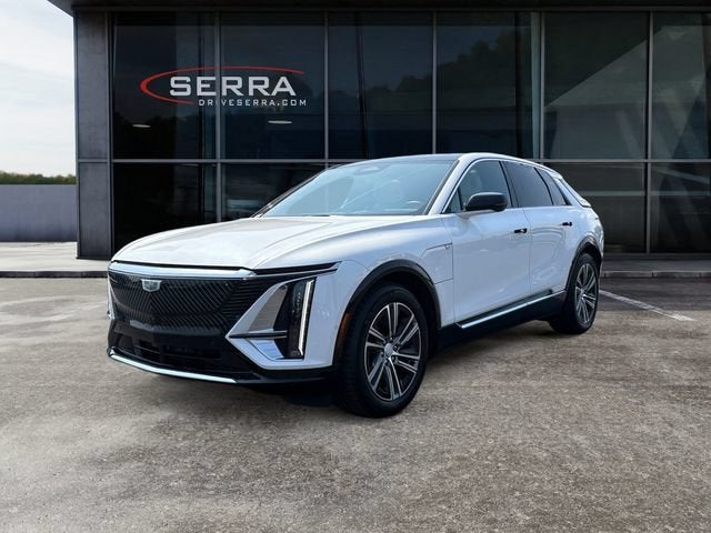 2024 Cadillac LYRIQ Luxury 2