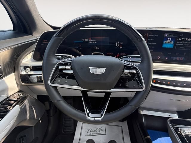 2024 Cadillac LYRIQ Luxury 2