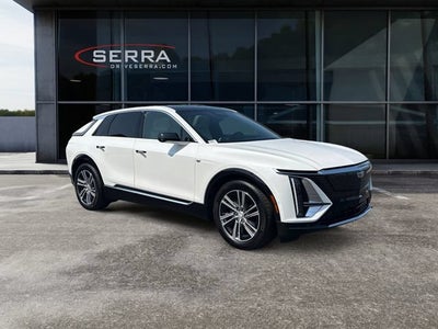 2024 Cadillac LYRIQ Luxury 2