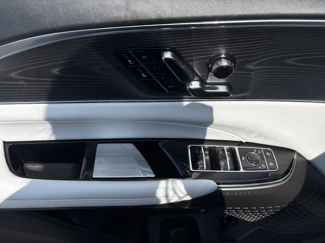 2024 Cadillac LYRIQ Sport 1