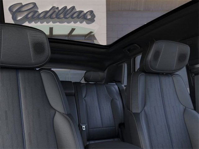 2025 Cadillac LYRIQ Luxury 3