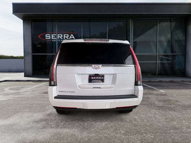 2020 Cadillac Escalade Luxury