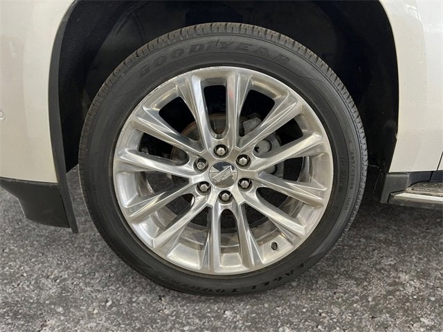 2018 Cadillac Escalade Luxury