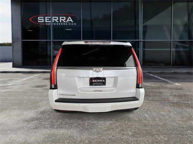 2018 Cadillac Escalade Luxury