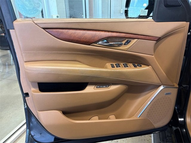 2016 Cadillac Escalade Platinum