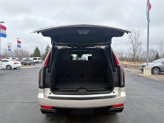 2023 Cadillac Escalade Sport Platinum