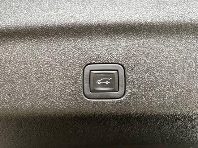 2023 Cadillac Escalade ESV Sport Platinum
