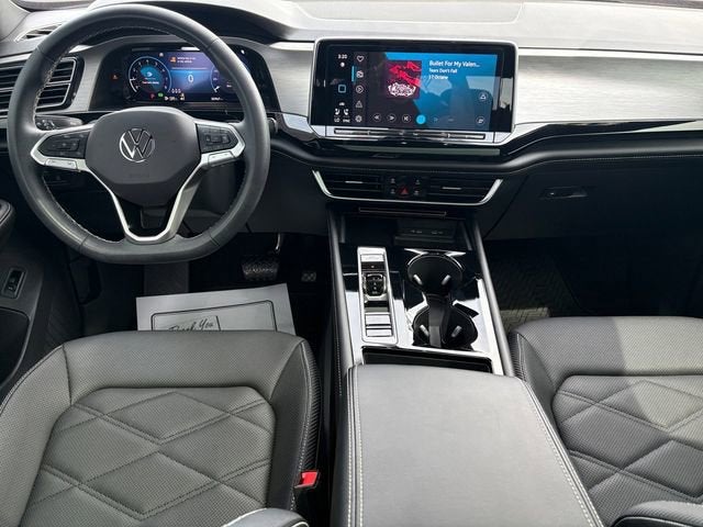 2024 Volkswagen Atlas Cross Sport 2.0T SE w/Technology