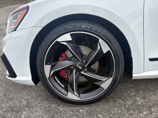 2018 Volkswagen Passat V6 GT